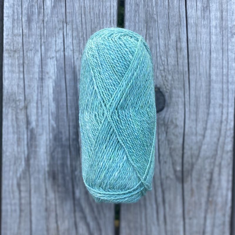 Strikkepakke - Tivoli t-skjorte fargespunnet