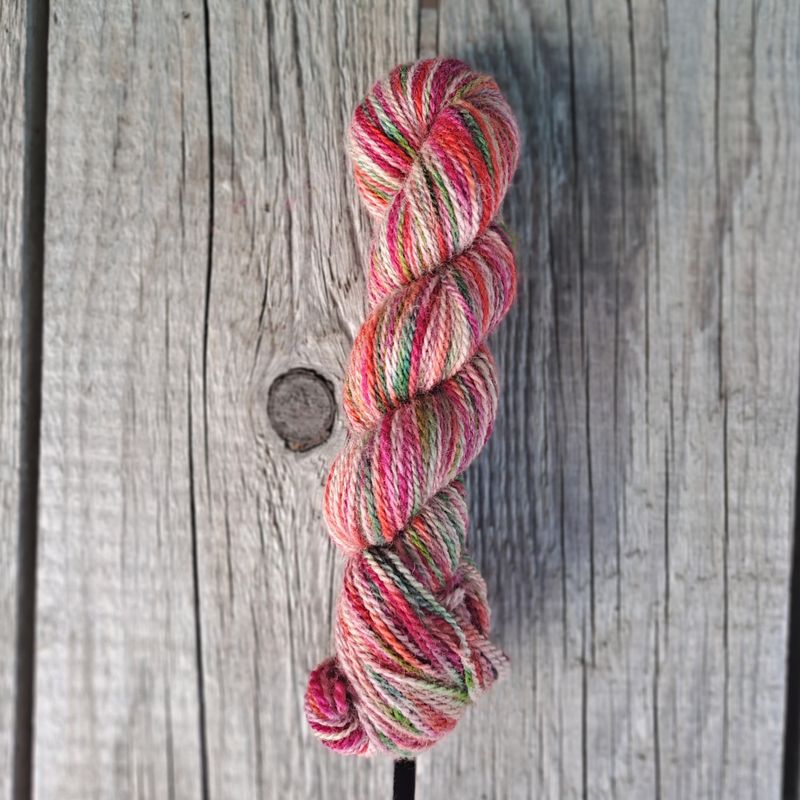 Håndfarget Gammel Selbu - Blomster og blåklokker